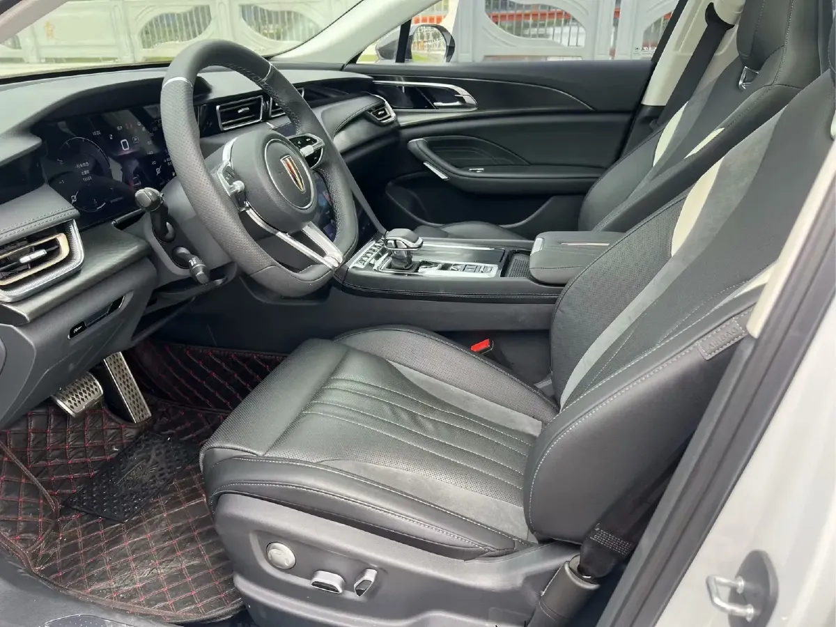 2023 HongQi H6 2.0T 252HP L4 8AT,autocango,china used car exporter,china ev exporter,chinese used car exporter,chinese used ev exporter