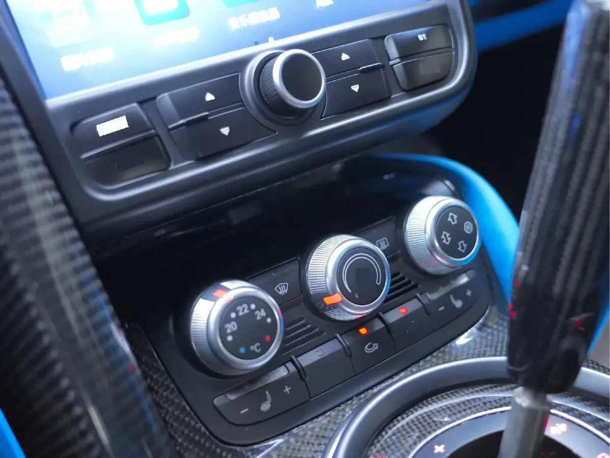 2007 Audi R8 4.2L 420HP V8 6AMT,autocango,china used car exporter,china ev exporter,chinese used car exporter,chinese used ev exporter