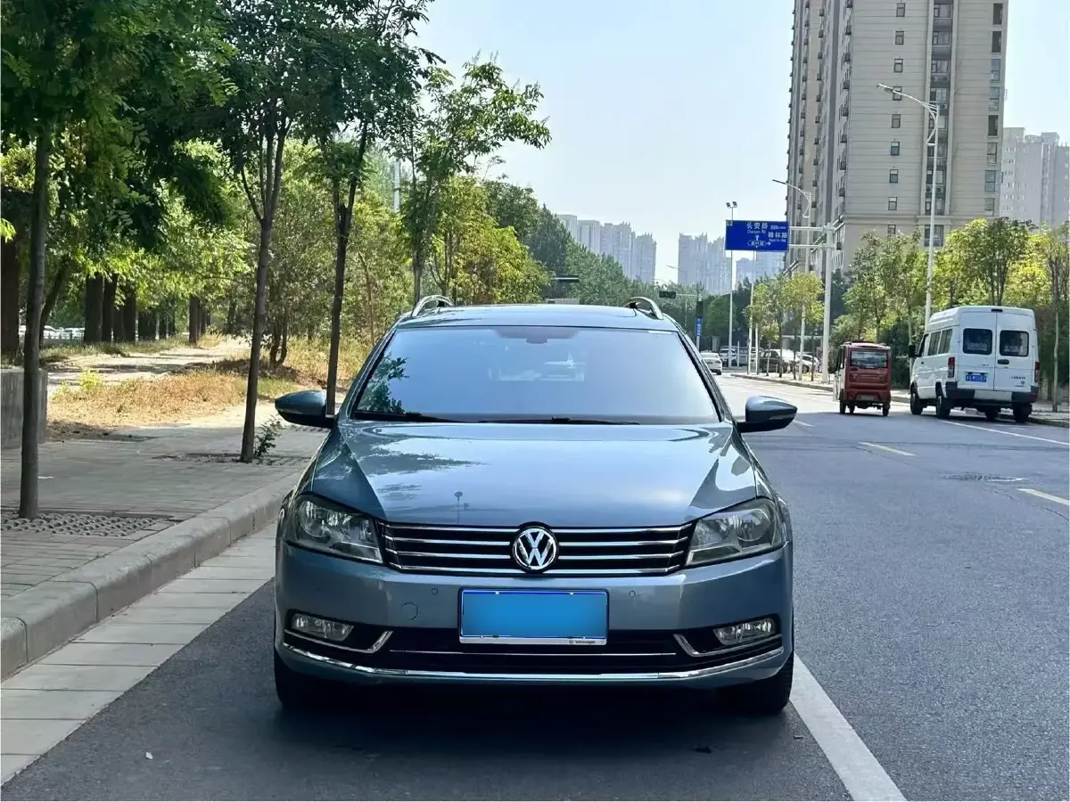 2015 Volkswagen Magotan 2.0T 211HP L4 6DCT