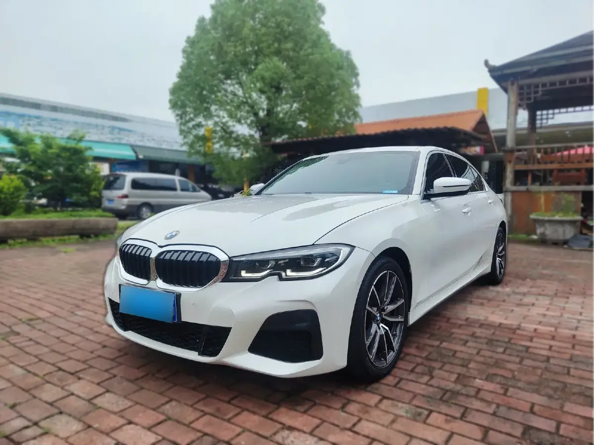 2020 BMW 3 Series 2.0T 184HP L4 8AT