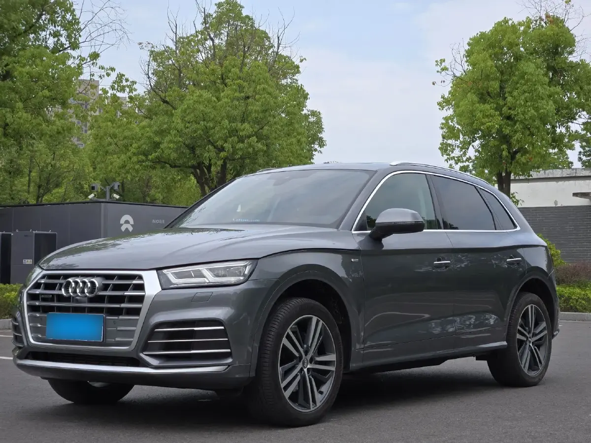 2020 Audi Q5L 2.0T 252HP L4 7DCT