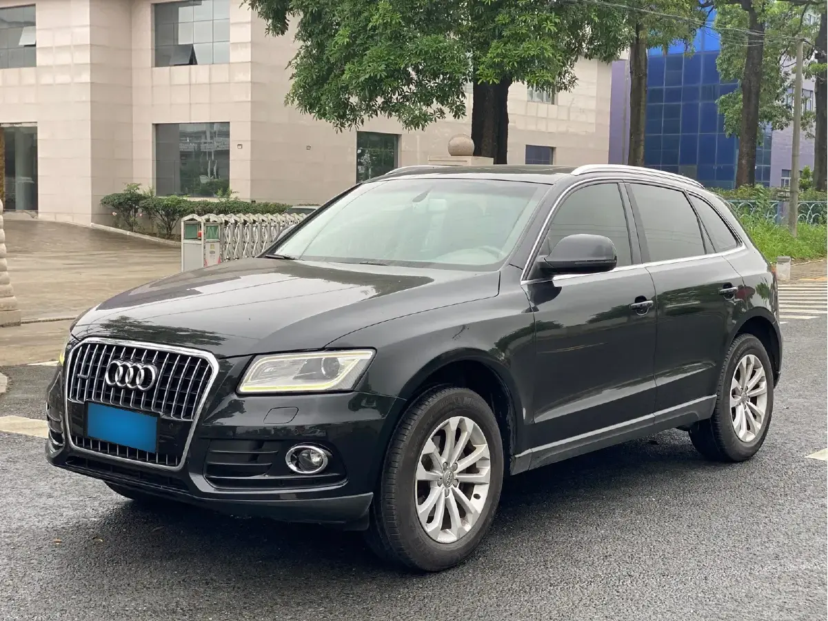 2015 Audi Q5 2.0T 224HP L4 8AT