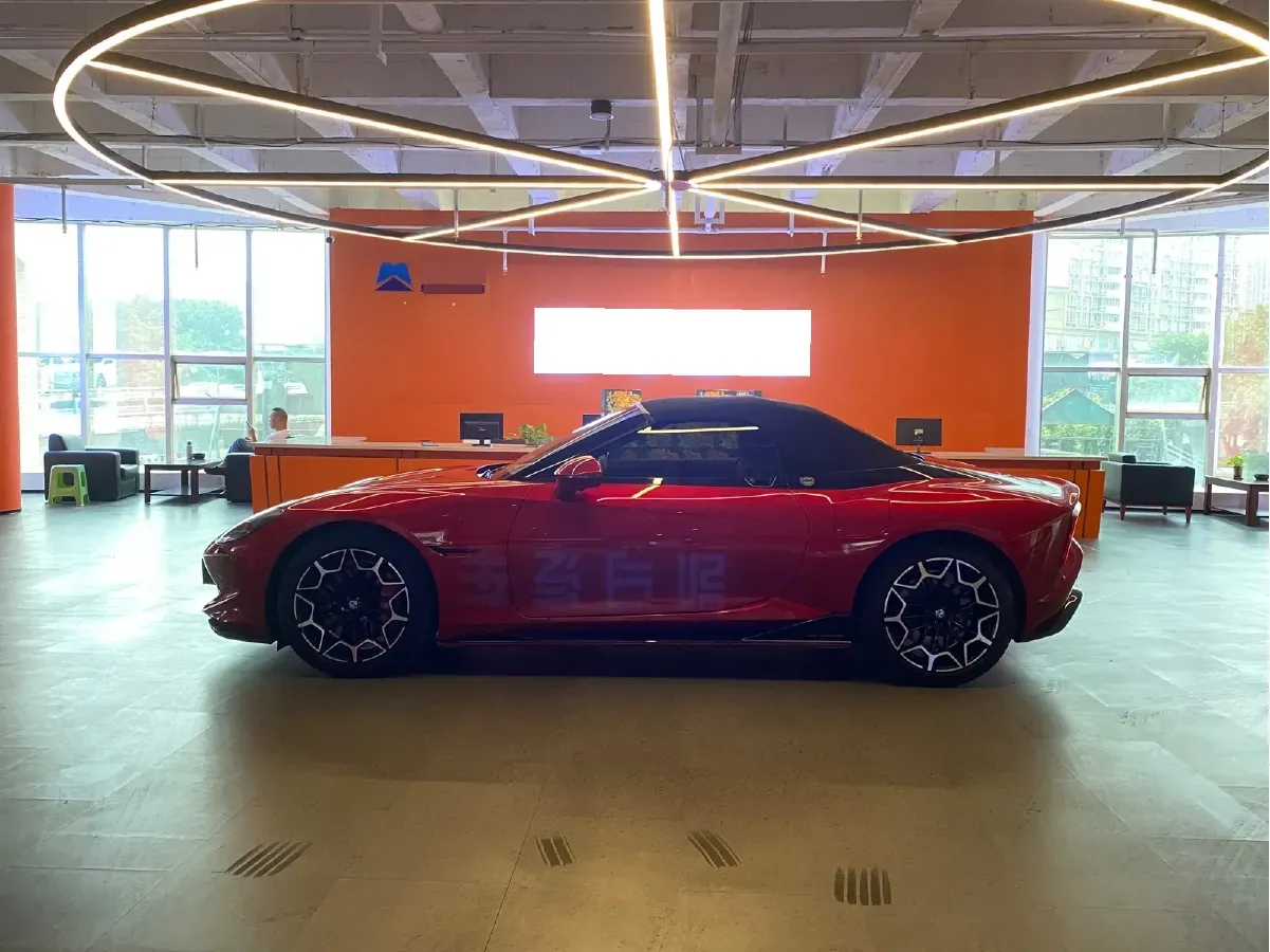 2024 MG Cyberster BEV 64KWH,autocango,china used car exporter,china ev exporter,chinese used car exporter,chinese used ev exporter