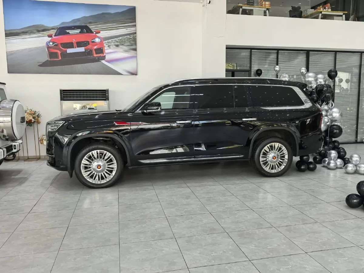 2022 HongQi GuoYao 4.0T 360HP V8 8AT,autocango,china used car exporter,china ev exporter,chinese used car exporter,chinese used ev exporter