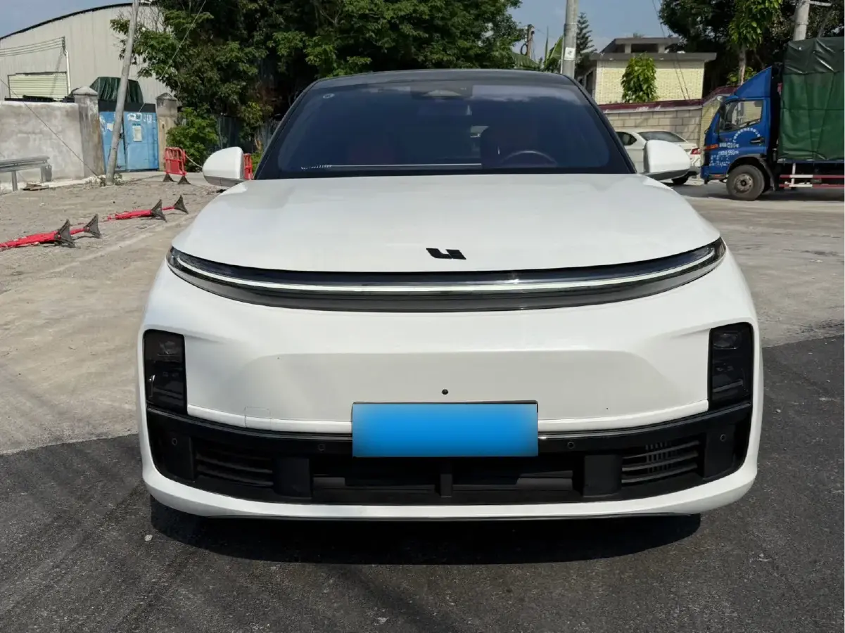 2023 Li L7 Range Extended 154HP REEV 40.9KWH