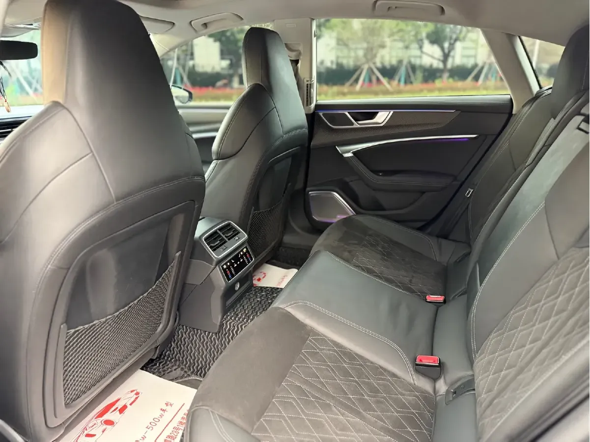 2020 Audi S7 2.9T 450HP V6 8AT,autocango,china used car exporter,china ev exporter,chinese used car exporter,chinese used ev exporter