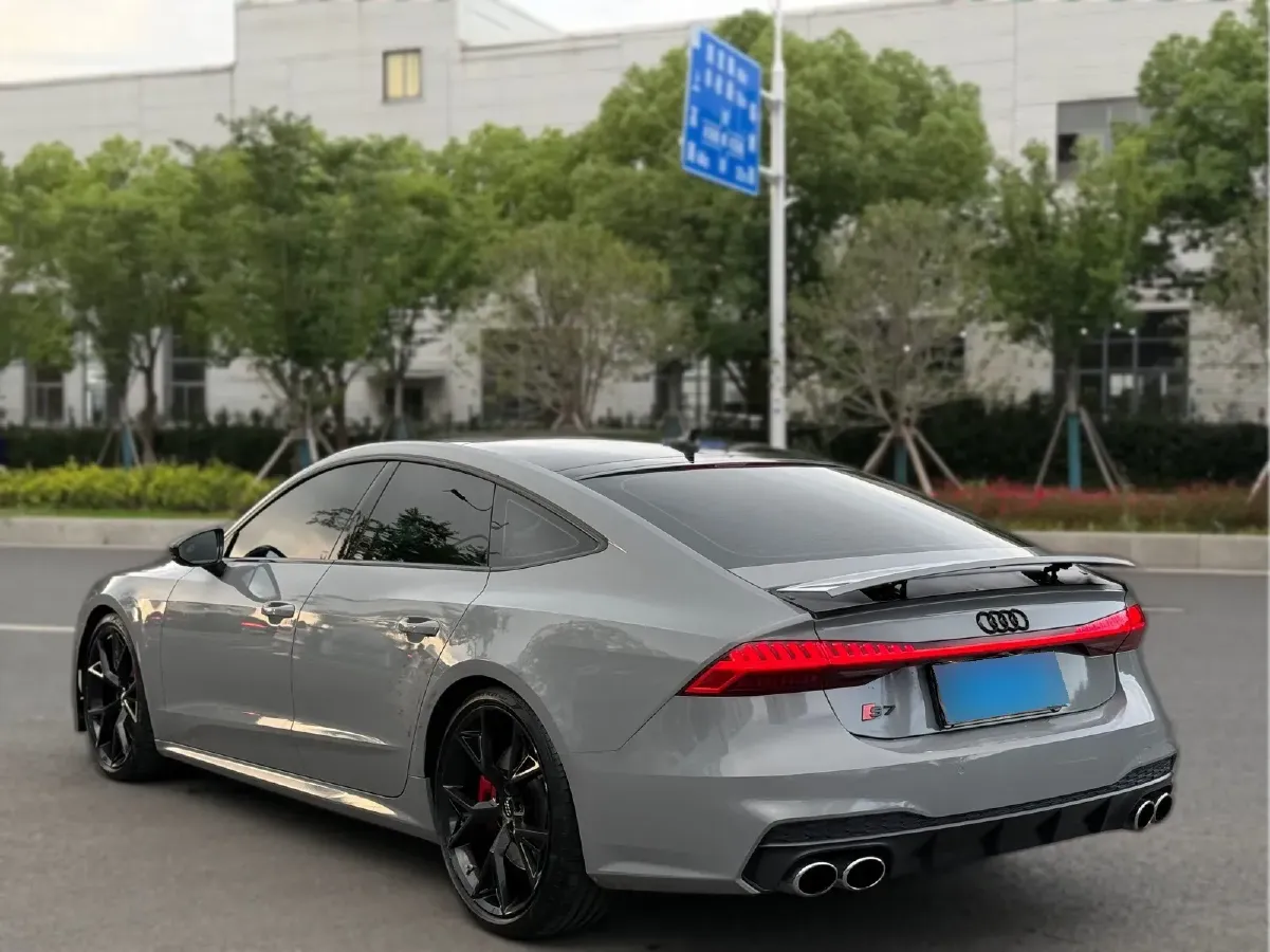 2020 Audi S7 2.9T 450HP V6 8AT,autocango,china used car exporter,china ev exporter,chinese used car exporter,chinese used ev exporter