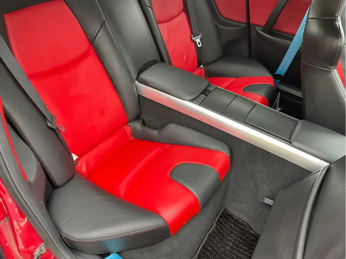 2004 Mazda RX-8 1.3L 209HP R2 6MT,autocango,china used car exporter,china ev exporter,chinese used car exporter,chinese used ev exporter