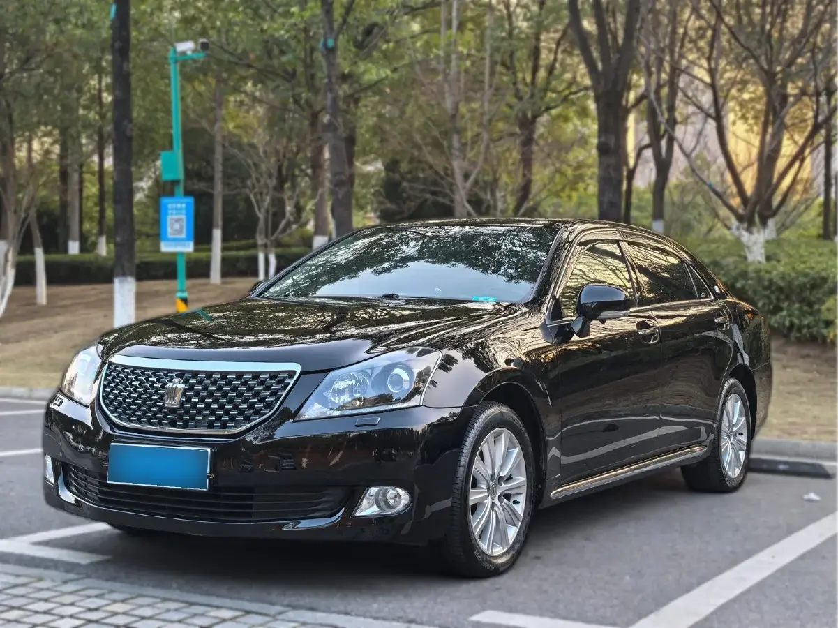 2012 Toyota Crown 2.5L 193HP V6 6AT