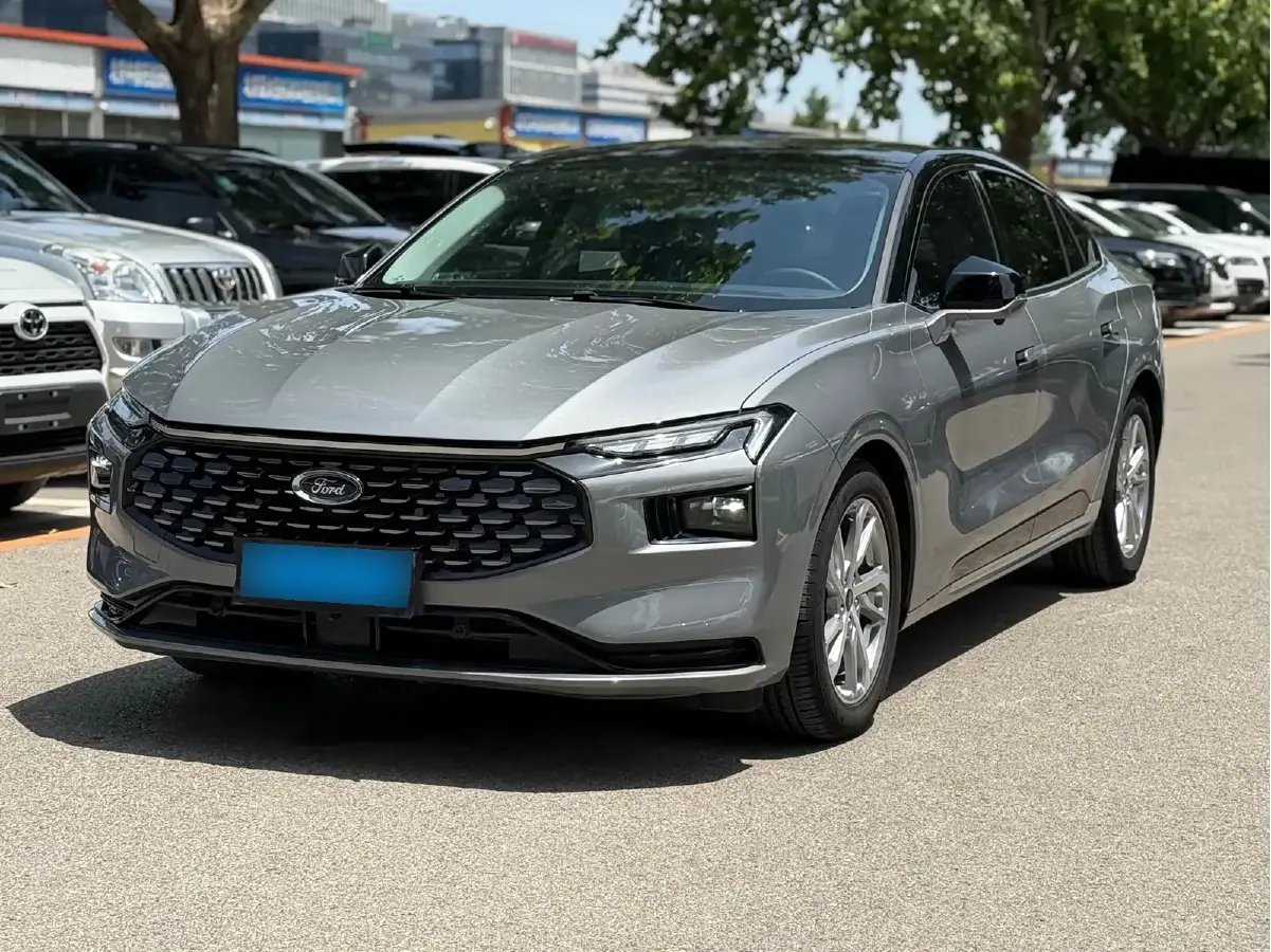 2023 Ford Mondeo 2.0T 254HP L4 8AT