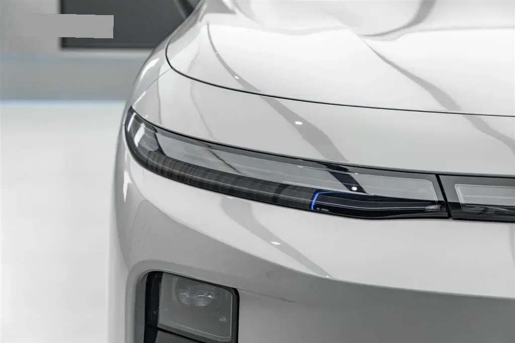 2025 Leapmotor B10 BEV 56.2KWH,autocango,china used car exporter,china ev exporter,chinese used car exporter,chinese used ev exporter