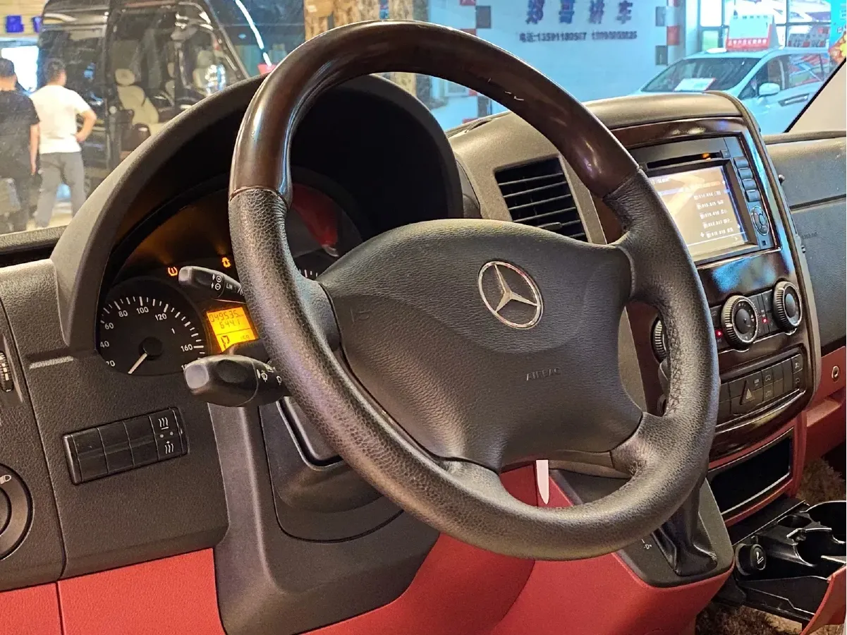 2015 Nissan Quest 3.5L 277HP V6 CVT,autocango,china used car exporter,china ev exporter,chinese used car exporter,chinese used ev exporter