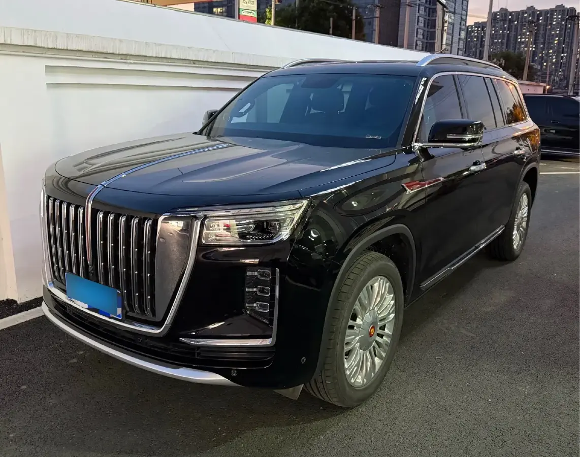 2022 HongQi GuoYao 4.0T 360HP V8 8AT