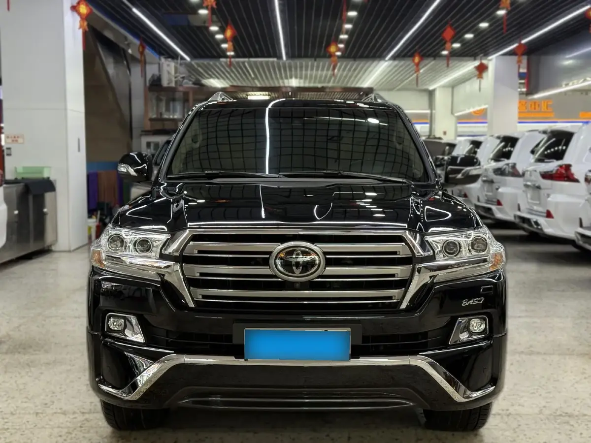 2016 Toyota Land Cruiser 4.0L 275HP V6 5AT
