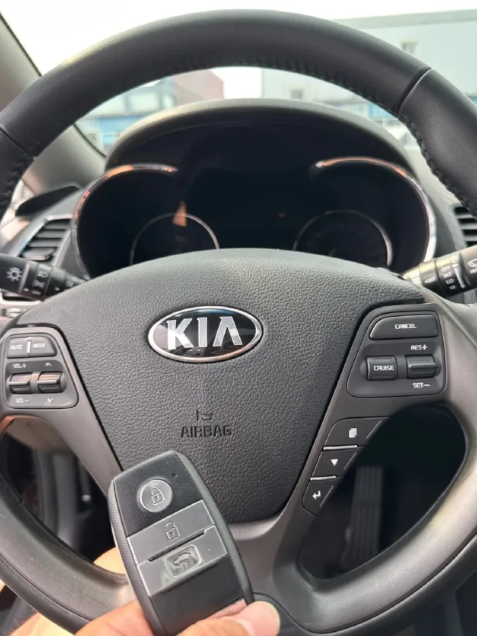 2015 Kia K3 1.8L 146HP L4 6AT,autocango,china used car exporter,china ev exporter,chinese used car exporter,chinese used ev exporter