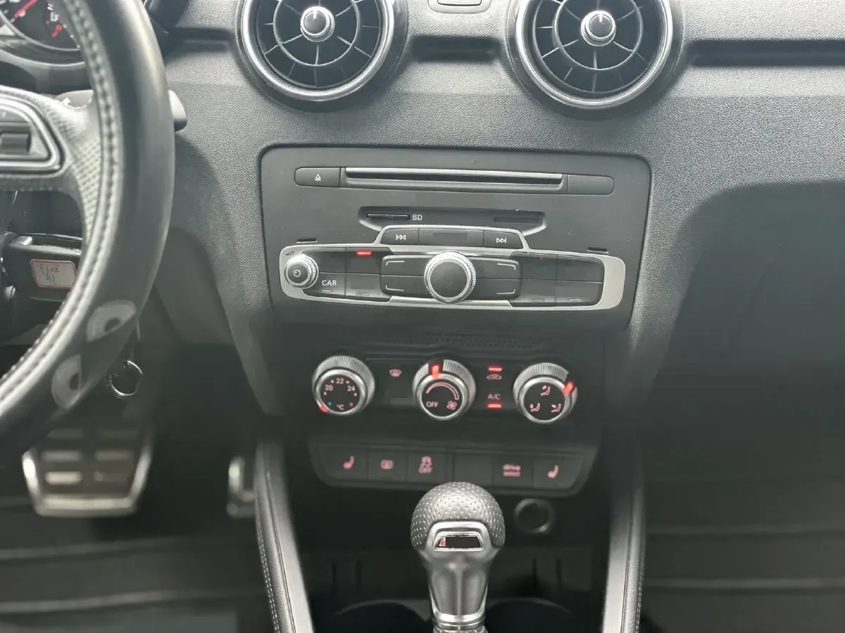 2016 Audi A1 1.4T 125HP L4 7DCT,autocango,china used car exporter,china ev exporter,chinese used car exporter,chinese used ev exporter