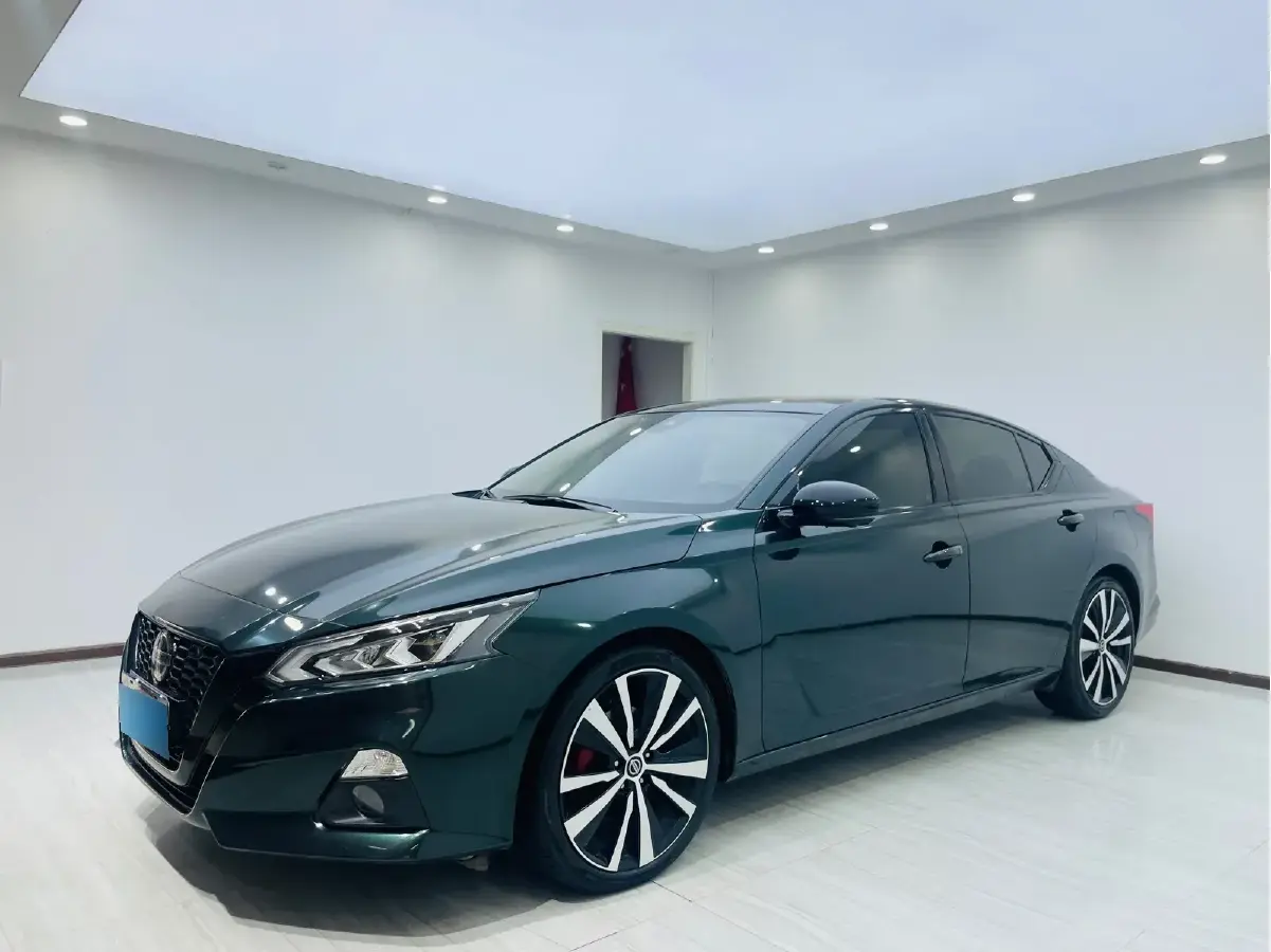 2021 Nissan Teana 2.0T 243HP L4 CVT