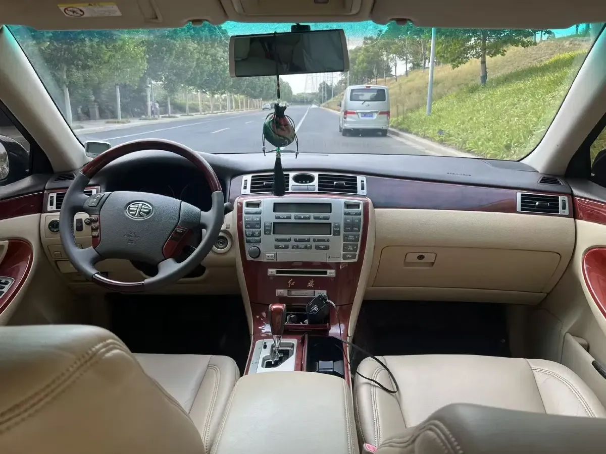 2007 HongQi ShengShi 3.0L 231HP V6 6AT,autocango,china used car exporter,china ev exporter,chinese used car exporter,chinese used ev exporter