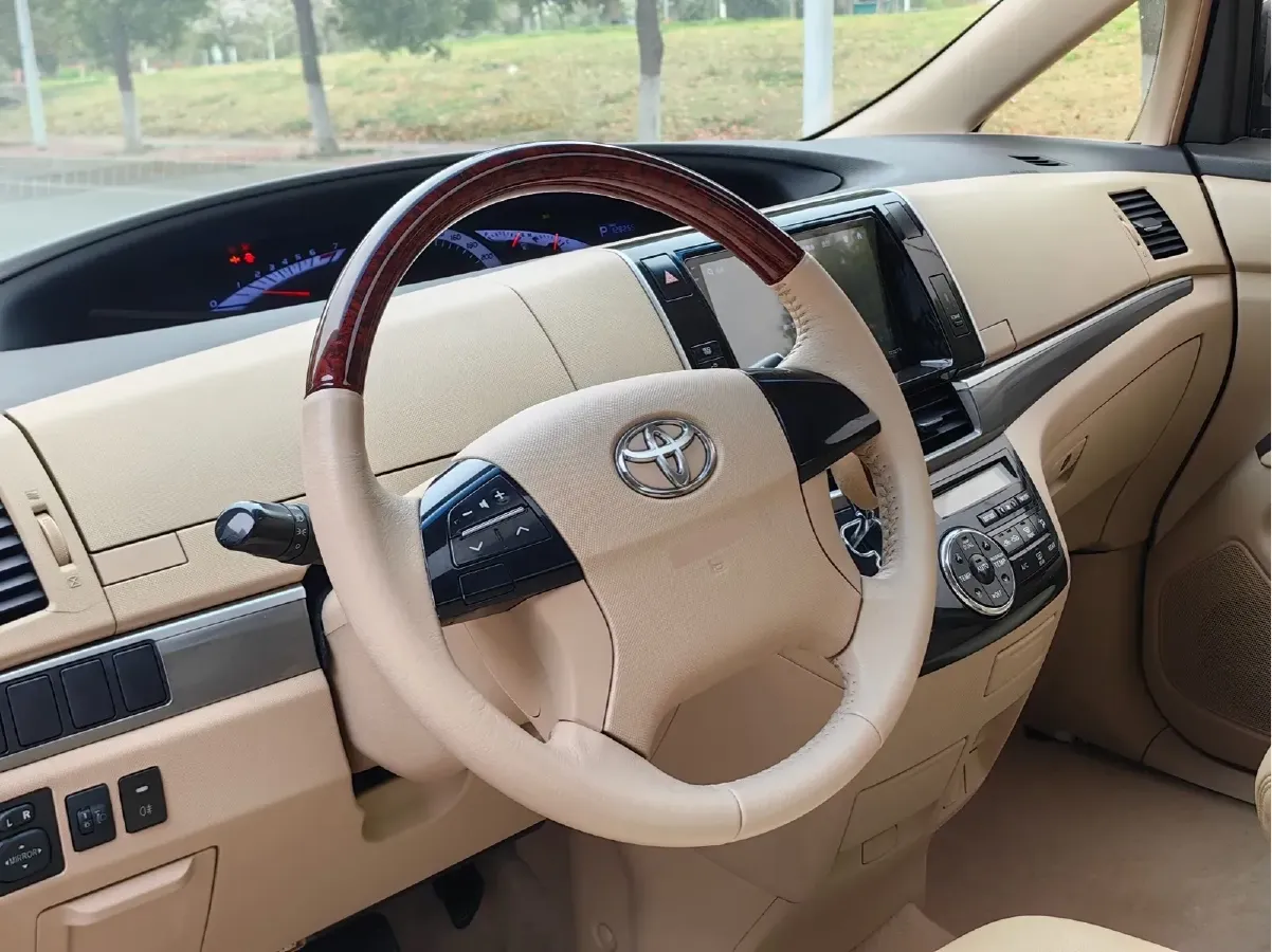 2012 Toyota Previa 2.4L 170HP L4 CVT,autocango,china used car exporter,china ev exporter,chinese used car exporter,chinese used ev exporter