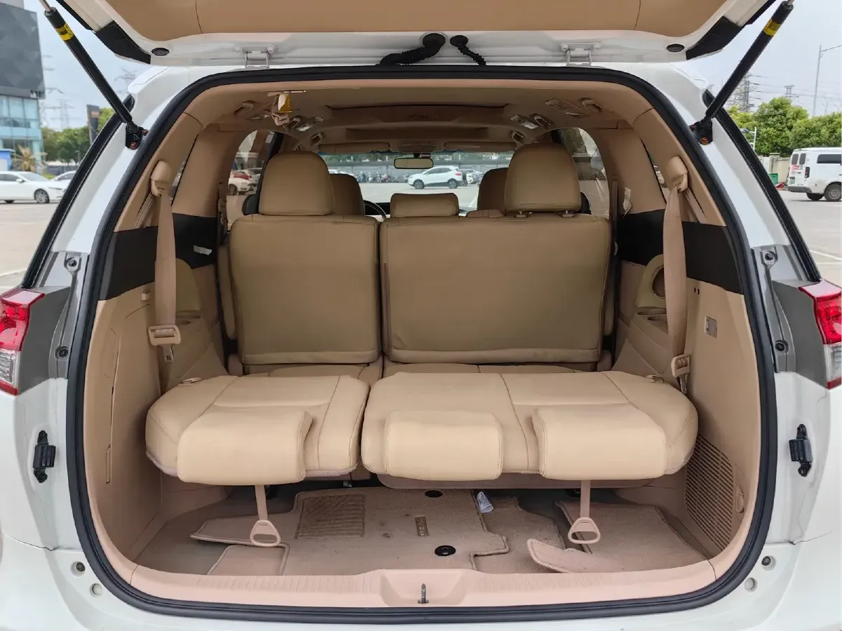 2012 Toyota Previa 2.4L 170HP L4 CVT,autocango,china used car exporter,china ev exporter,chinese used car exporter,chinese used ev exporter