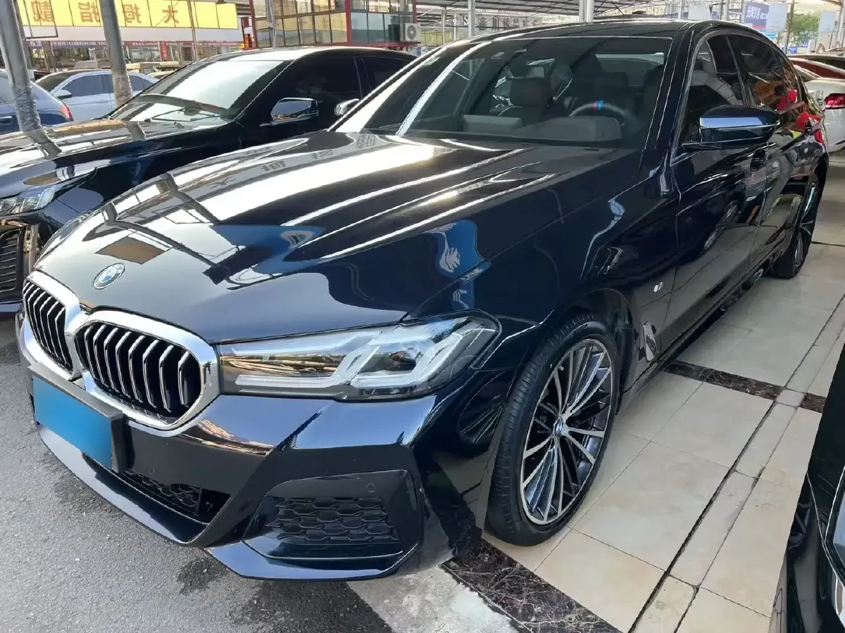 2021 BMW 5 Series 2.0T 252HP L4 8AT