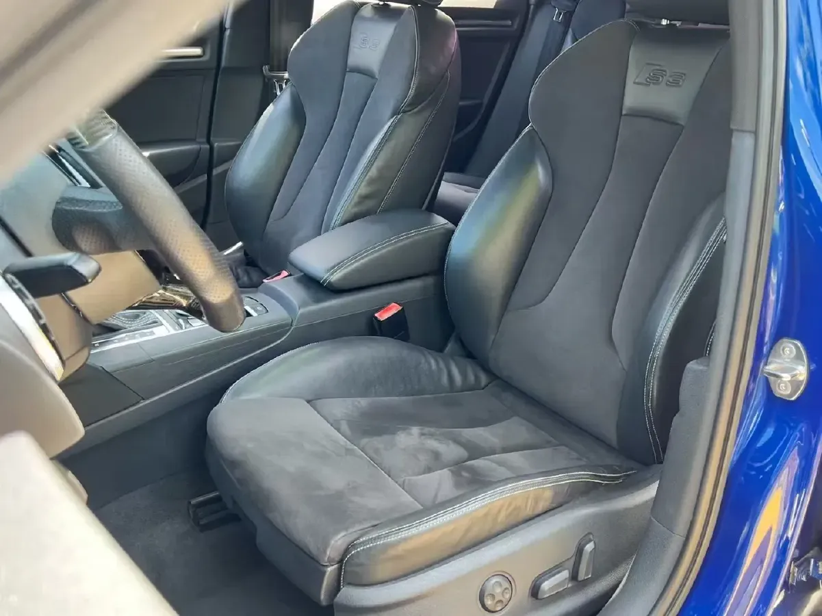 2015 Audi S3 2.0T 286HP L4 6DCT,autocango,china used car exporter,china ev exporter,chinese used car exporter,chinese used ev exporter