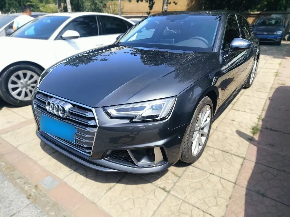 2019 Audi A4L 2.0T 190HP L4 7DCT