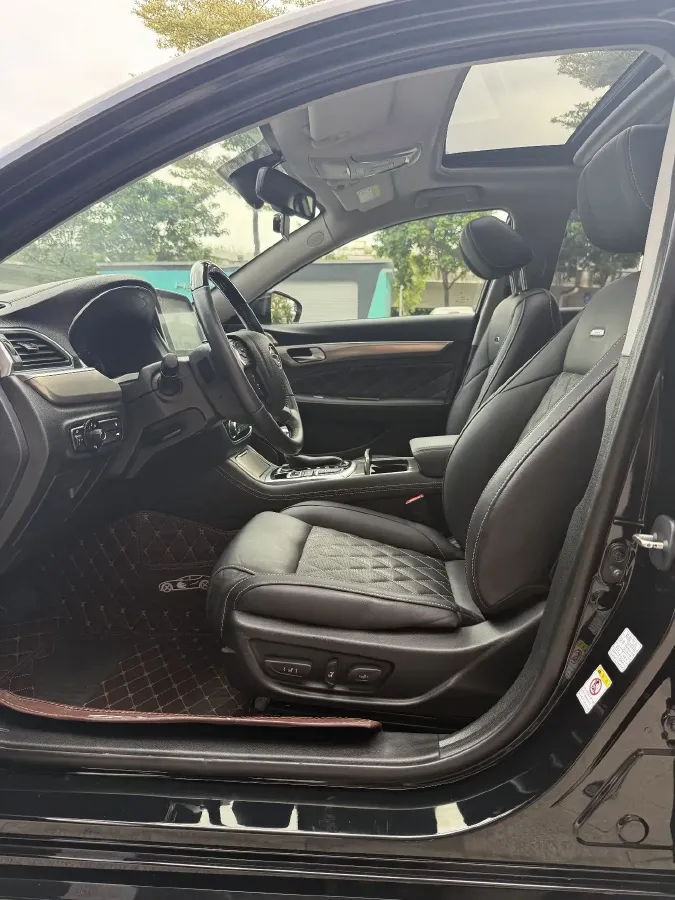 2017 GAC Trumpchi GA8 1.8T 188HP L4 6AT,autocango,china used car exporter,china ev exporter,chinese used car exporter,chinese used ev exporter