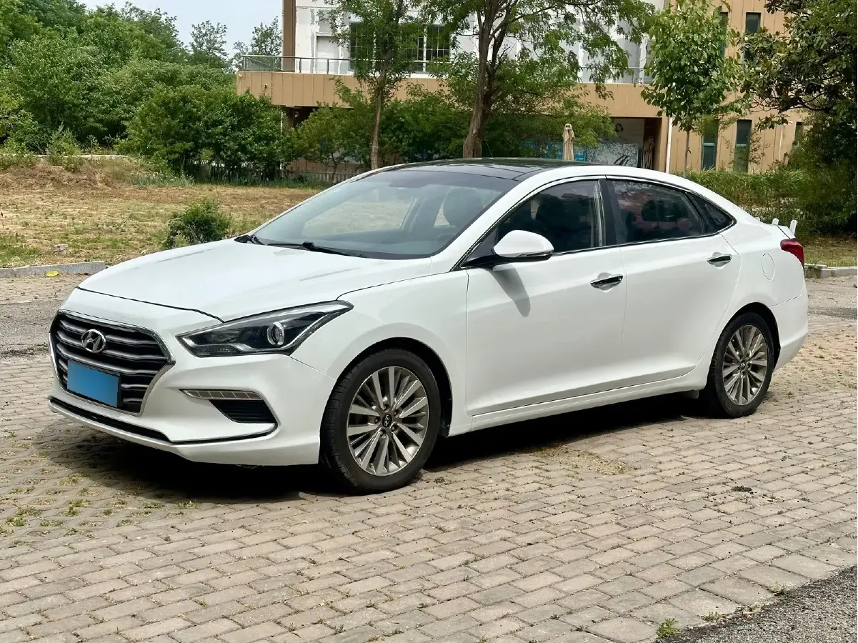 2017 Hyundai Mistra 1.8L 143HP L4 6AT