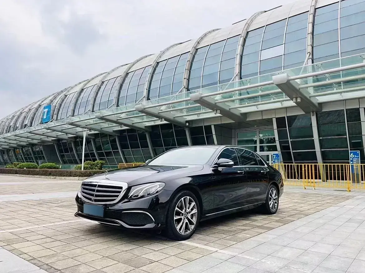 2017 Mercedes-Benz E Class 2.0T 245HP L4 9AT