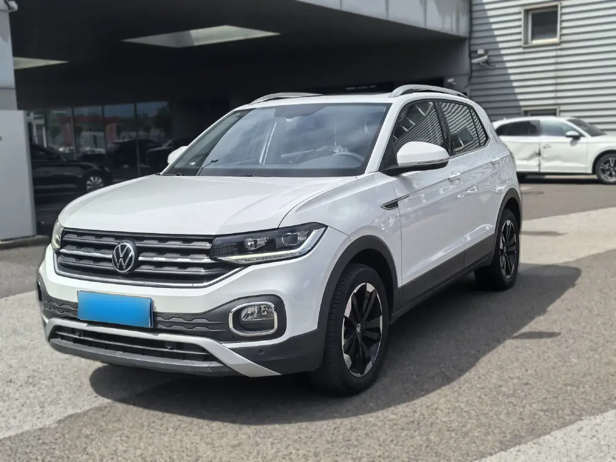 2021 Volkswagen Tacqua 1.5L 113HP L4 6AT