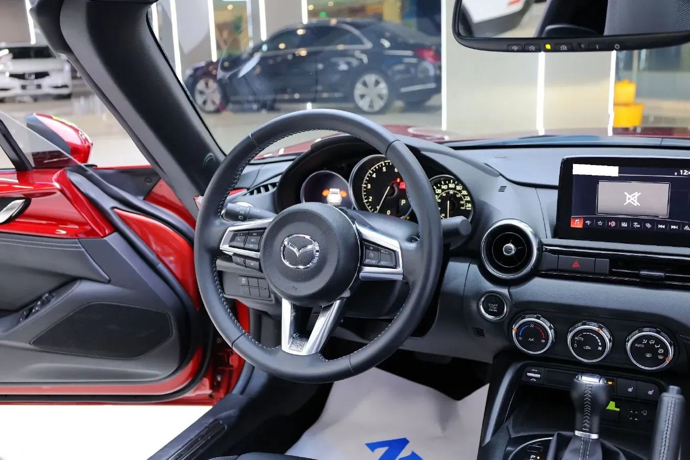 2018 Mazda MX-5 2.0L 158HP L4 6AT,autocango,china used car exporter,china ev exporter,chinese used car exporter,chinese used ev exporter