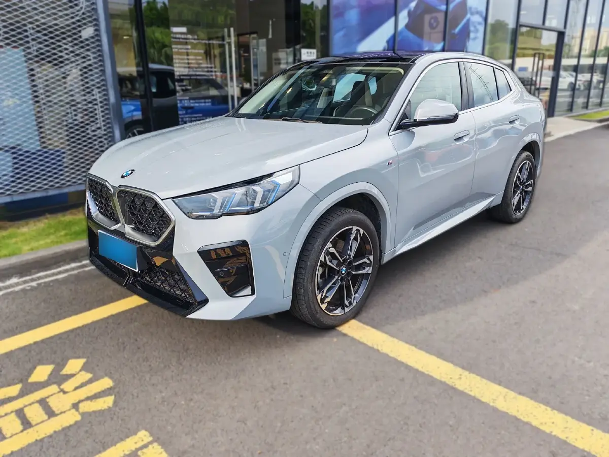 2024 BMW X2 2.0T 204HP L4 7DCT