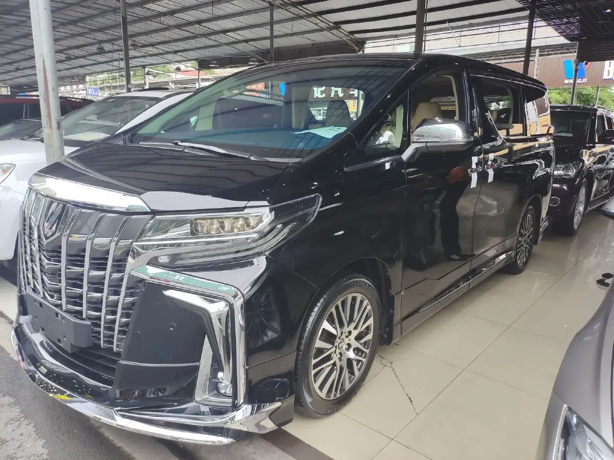 2018 Toyota Alphard 3.5L 275HP V6 6AT