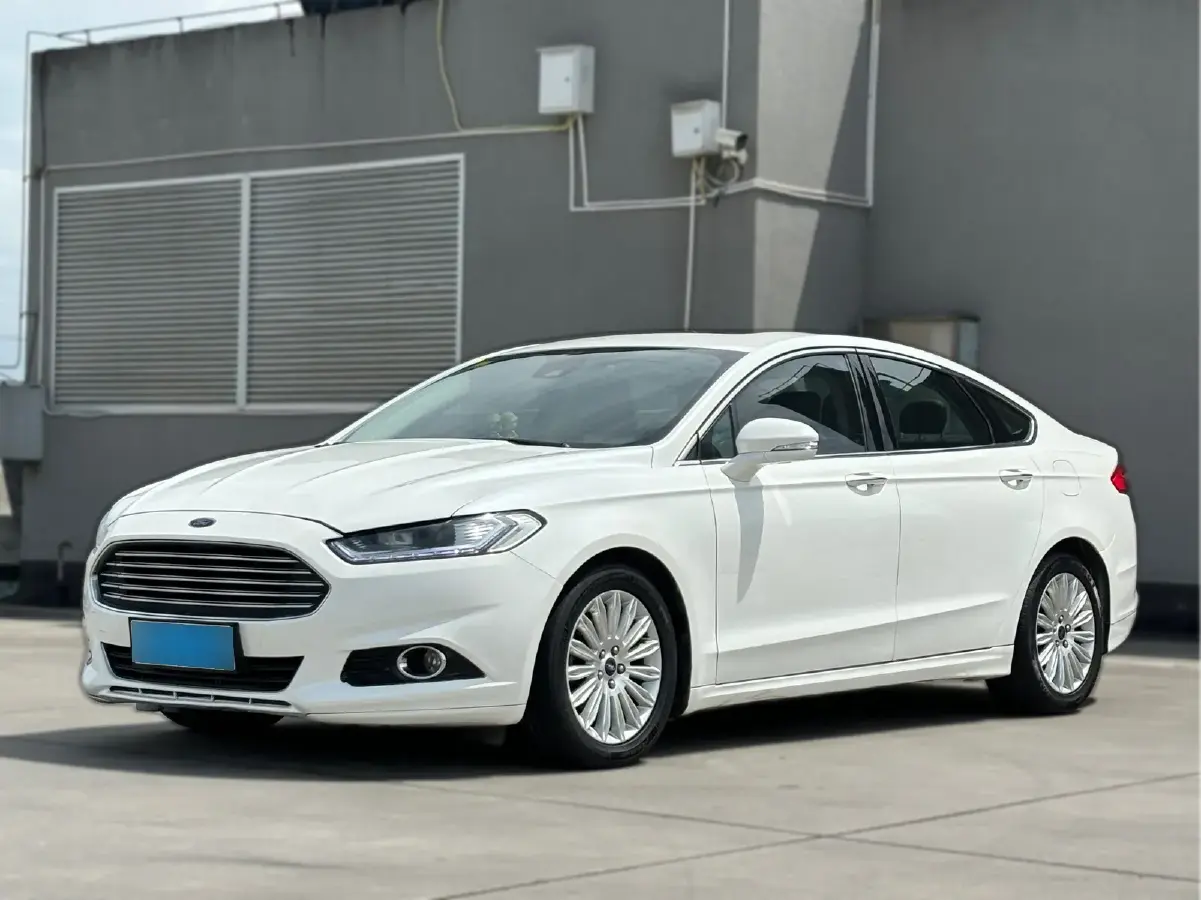 2013 Ford Mondeo 2.0T 203HP L4 6AT
