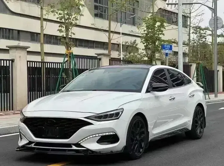 2019 Hyundai La Festa 1.6T 204HP L4 7DCT