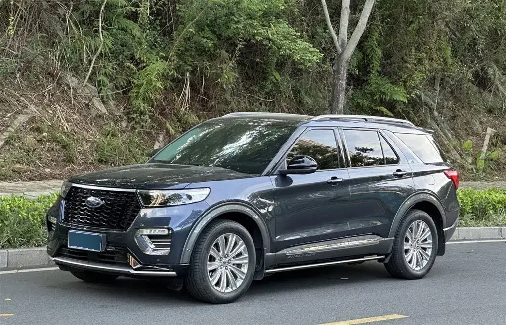 2020 Ford Explorer 2.3T 276HP L4 10AT