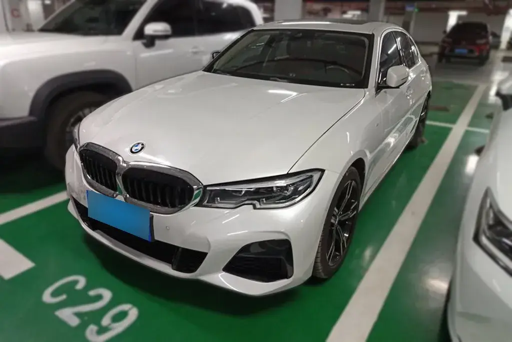 2022 BMW 3 Series 2.0T 184HP L4 8AT
