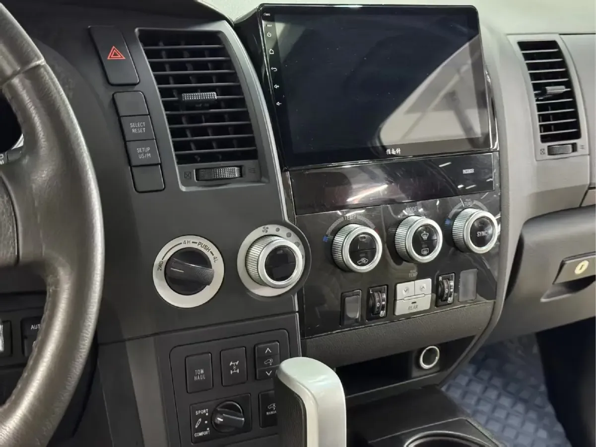 2010 Toyota Sequoia 5.7L 386HP V8 6AT,autocango,china used car exporter,china ev exporter,chinese used car exporter,chinese used ev exporter