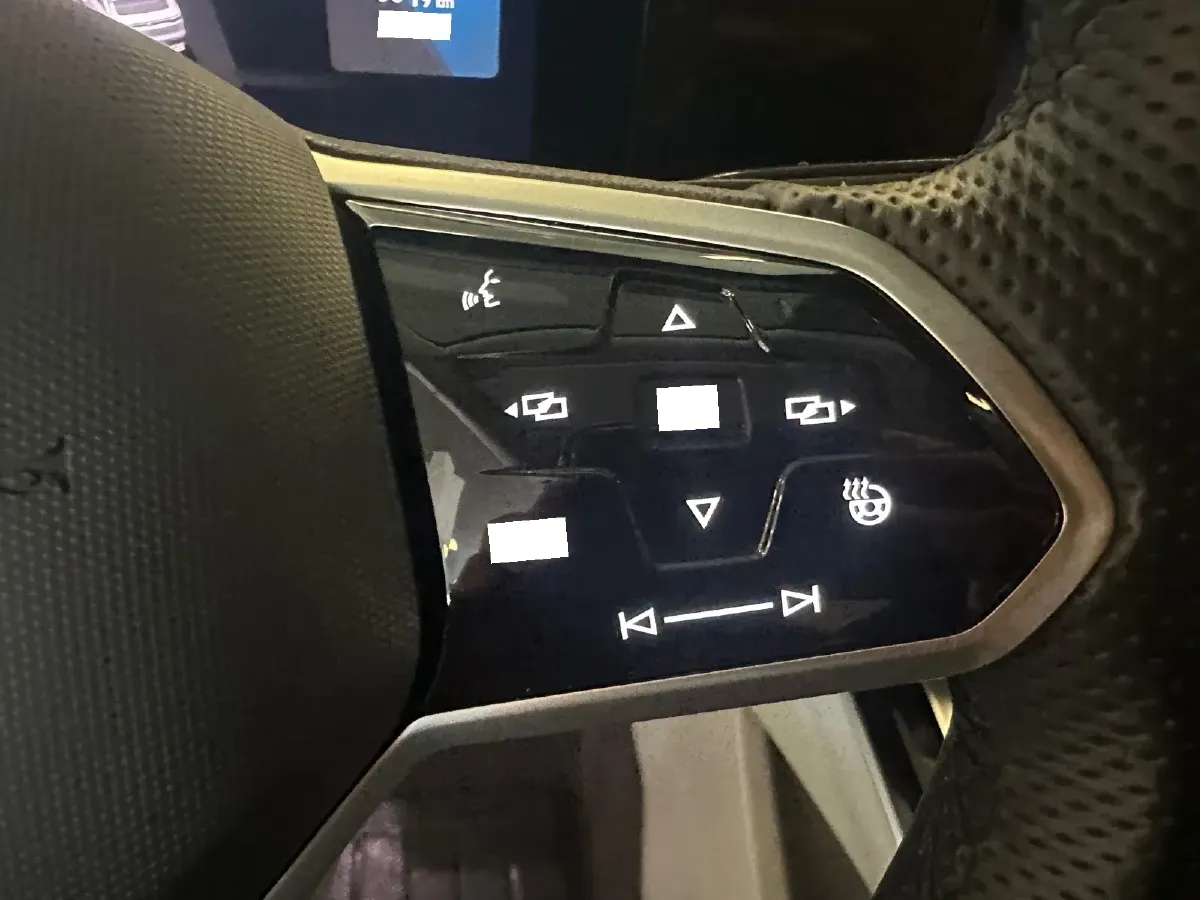 2023 Volkswagen Tavendor 2.0T 220HP L4 7DCT,autocango,china used car exporter,china ev exporter,chinese used car exporter,chinese used ev exporter