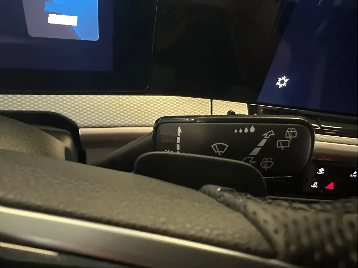 2023 Volkswagen Tavendor 2.0T 220HP L4 7DCT,autocango,china used car exporter,china ev exporter,chinese used car exporter,chinese used ev exporter