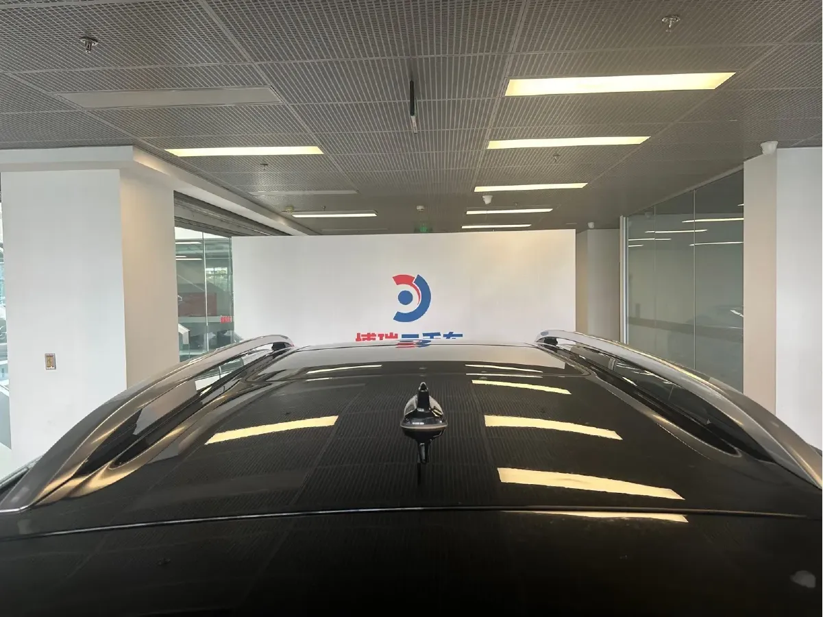 2023 Volkswagen Tavendor 2.0T 220HP L4 7DCT,autocango,china used car exporter,china ev exporter,chinese used car exporter,chinese used ev exporter