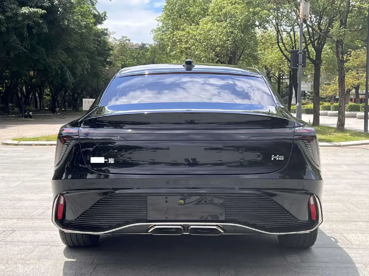 2023 HongQi H6 2.0T 252HP L4 8AT,autocango,china used car exporter,china ev exporter,chinese used car exporter,chinese used ev exporter