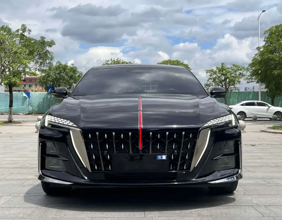2023 HongQi H6 2.0T 252HP L4 8AT,autocango,china used car exporter,china ev exporter,chinese used car exporter,chinese used ev exporter