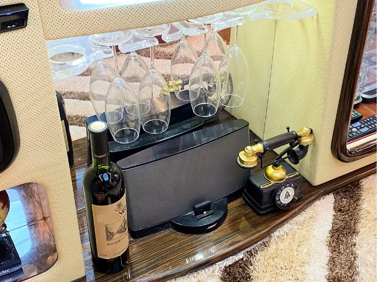 2011 Ford E350 5.4L 258HP V8 5AT,autocango,china used car exporter,china ev exporter,chinese used car exporter,chinese used ev exporter