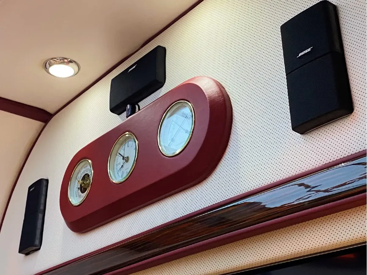 2011 Ford E350 5.4L 258HP V8 5AT,autocango,china used car exporter,china ev exporter,chinese used car exporter,chinese used ev exporter