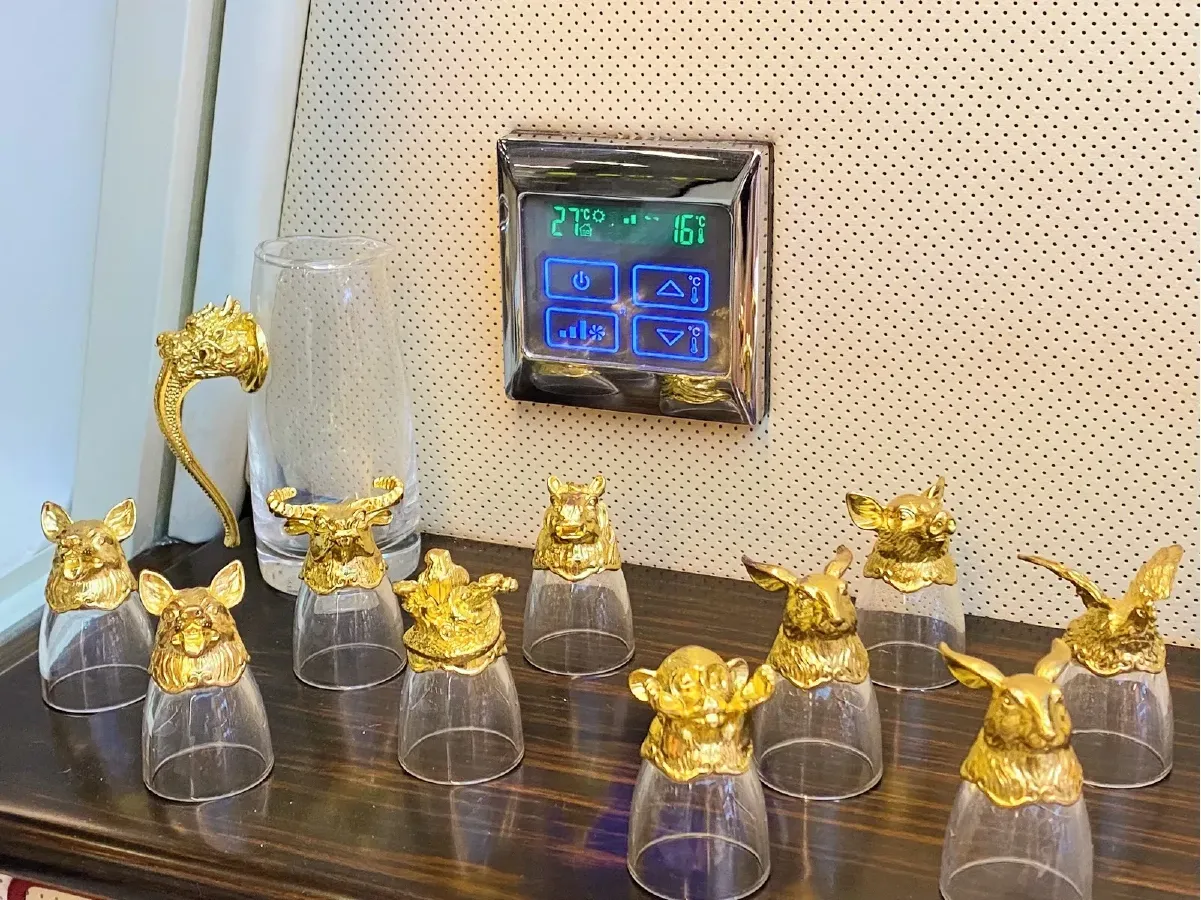 2011 Ford E350 5.4L 258HP V8 5AT,autocango,china used car exporter,china ev exporter,chinese used car exporter,chinese used ev exporter