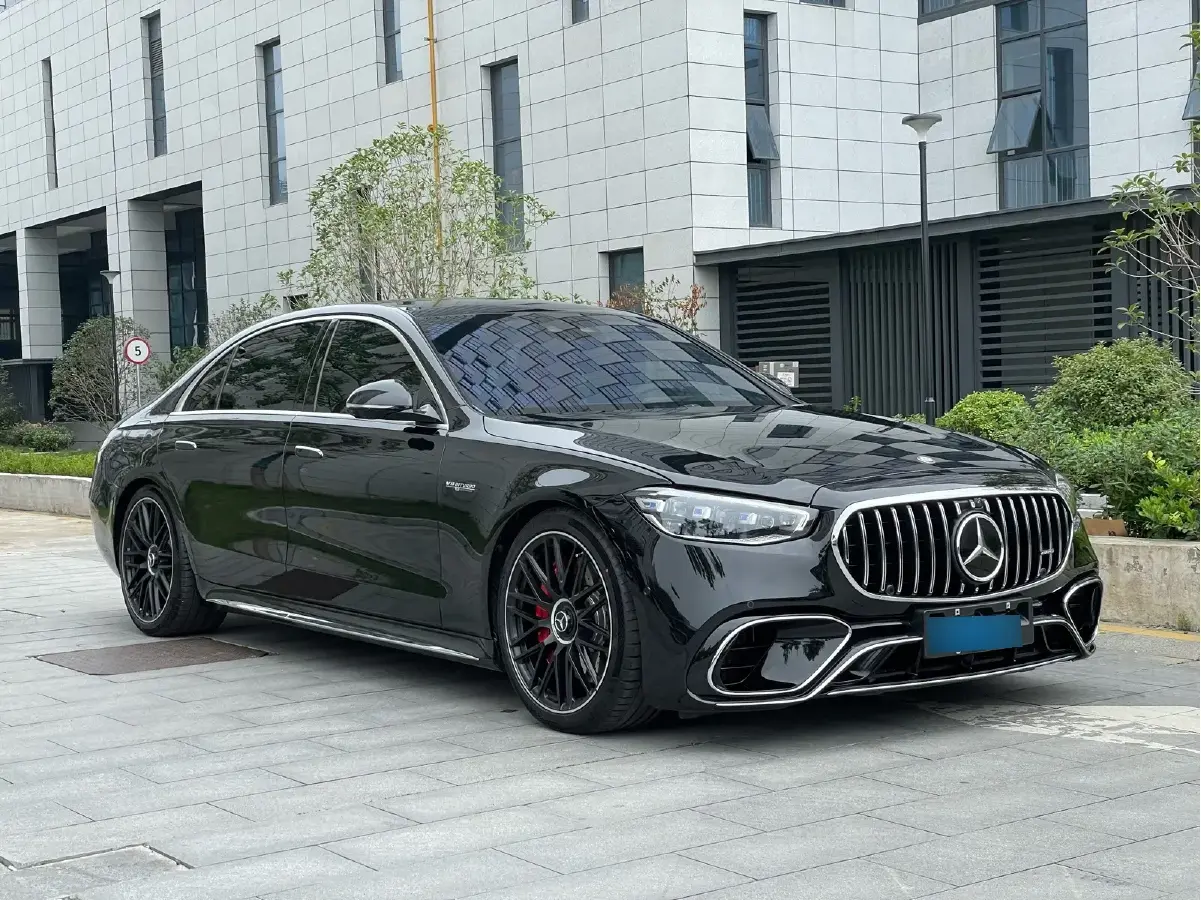 2024 Mercedes-Benz S AMG 4.0T 611HP V8 9AT PHEV 13.14KWH