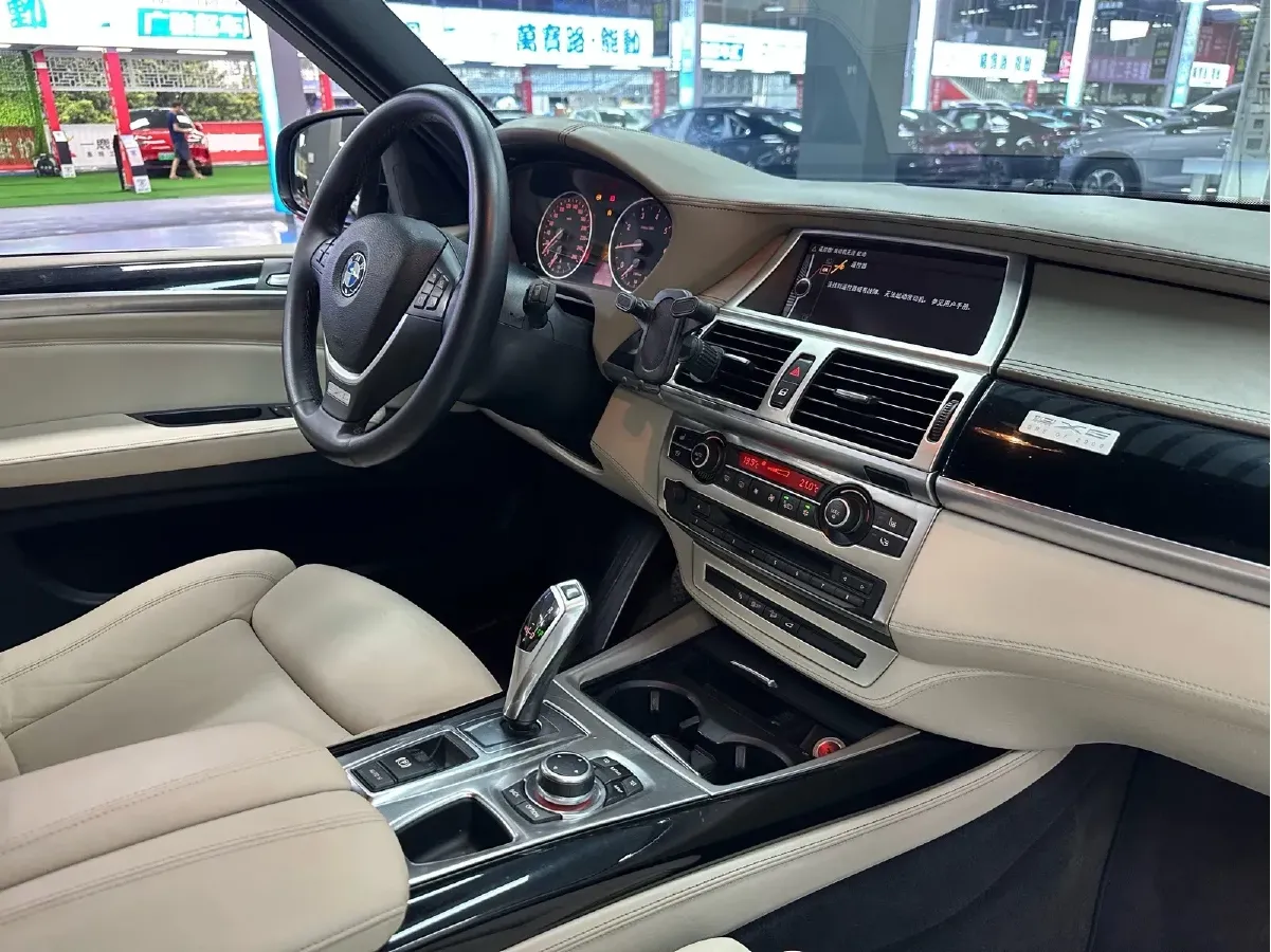 2010 BMW X5 3.0L 258HP L6 6AT,autocango,china used car exporter,china ev exporter,chinese used car exporter,chinese used ev exporter