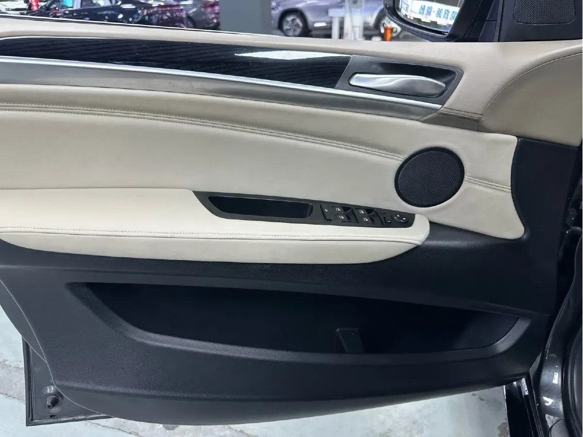 2010 BMW X5 3.0L 258HP L6 6AT,autocango,china used car exporter,china ev exporter,chinese used car exporter,chinese used ev exporter